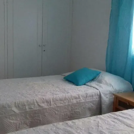 Apartamento Atico Con Terraza, Vistas Al Mar Y Ciudad