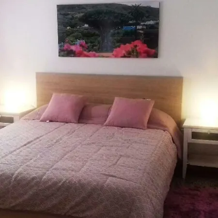 Apartment Atico Con Terraza, Vistas Al Mar Y Ciudad *