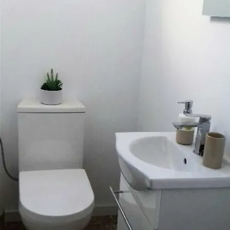 Atico Con Terraza, Vistas Al Mar Y Ciudad